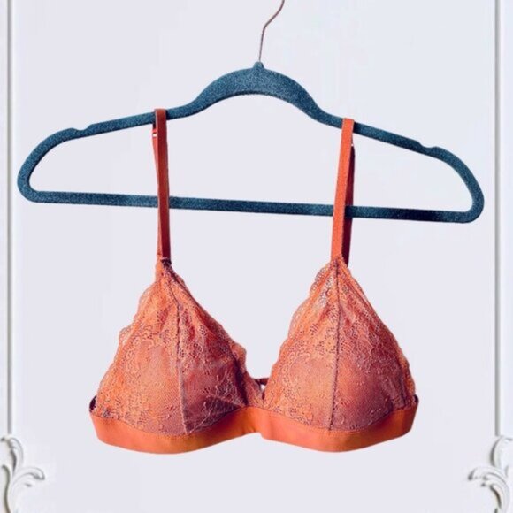 🔆 Host Pick - Joe Fresh Intimates Lace Overlay Bra in size Small NWOT - Picture 4 of 16